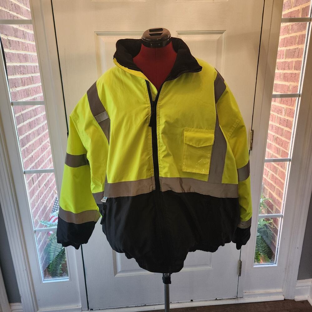 Pyramex RJ32 INSULATED HIGH VIS Yellow w/ 2" Reflective Stripe COAT/Jacket